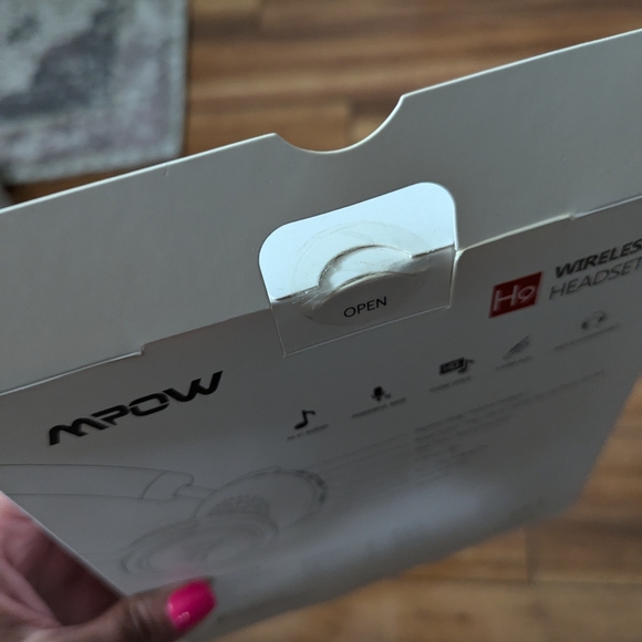 Wireless Headphones - Picture 3 of 3